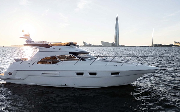 Аренда яхты Sealine F43 Monte Carlo в Питере, Санкт-Петербург